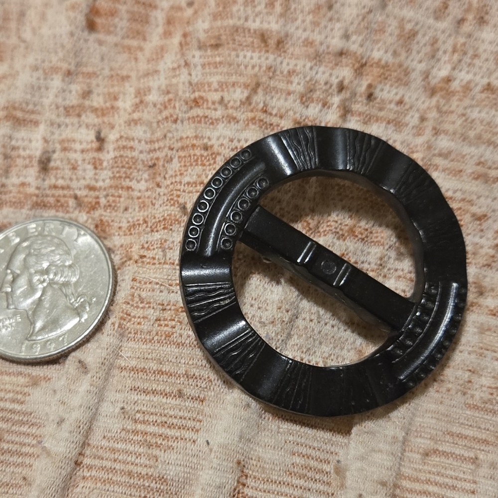 Vintage Bakelite Brooch